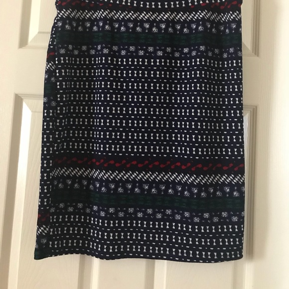 LulaRoe Cassie Large - Picture 2 of 4